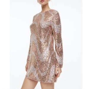 New Sequin Mini Dress Flare Sleeve Stretchy Pastel Champagne Size M NWT! Rose